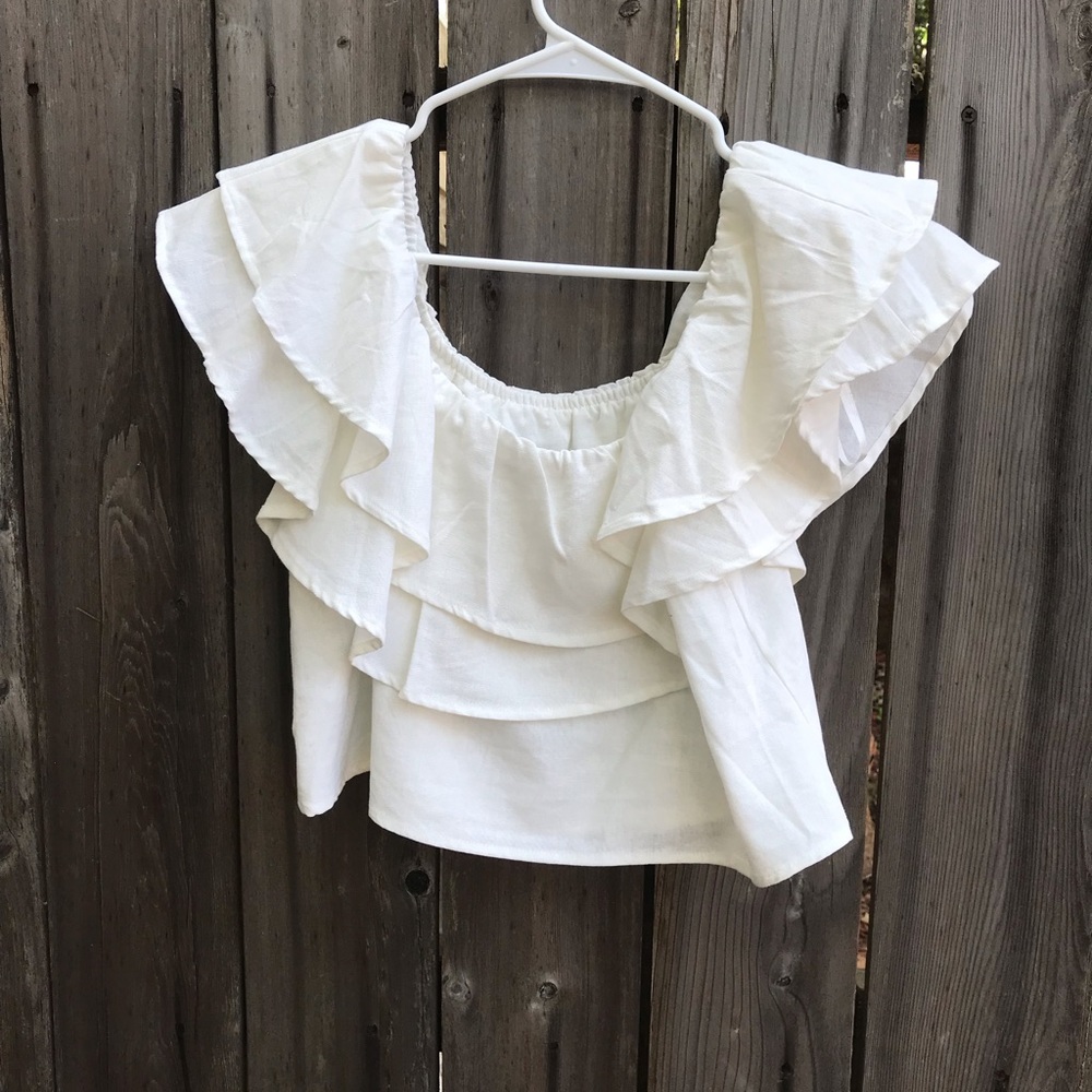 Ruffle off shoulder crop top - Picture 3 of 3